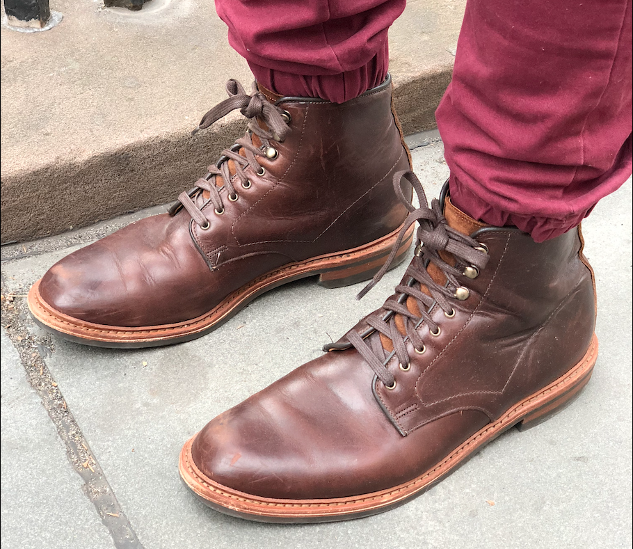 Allen Edmonds Higgins Mill sidewalk