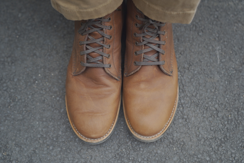 Red wing merchant boot top view