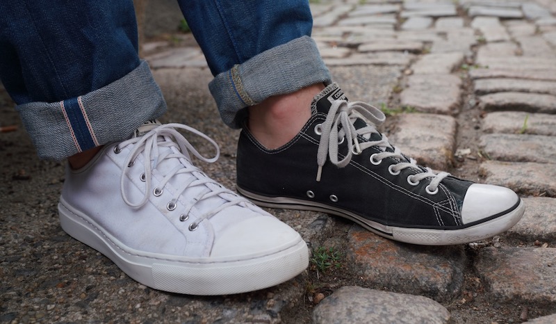 nothing new vs converse low tops close