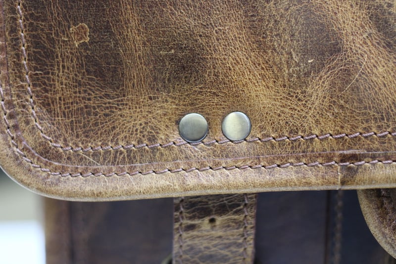 kodiak leather satchel rivet