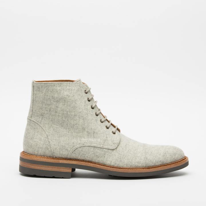 white taft jaro boot