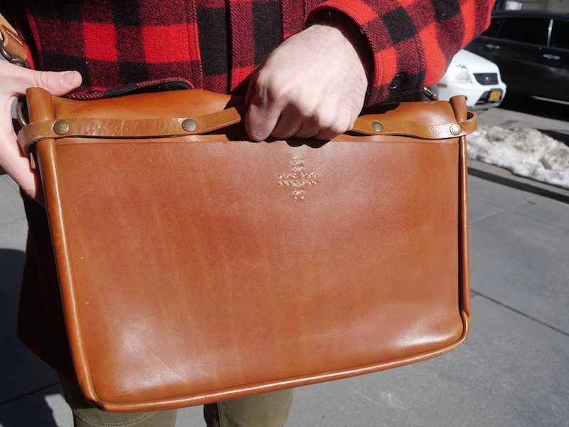 wp standard messenger bag leather wrinkles