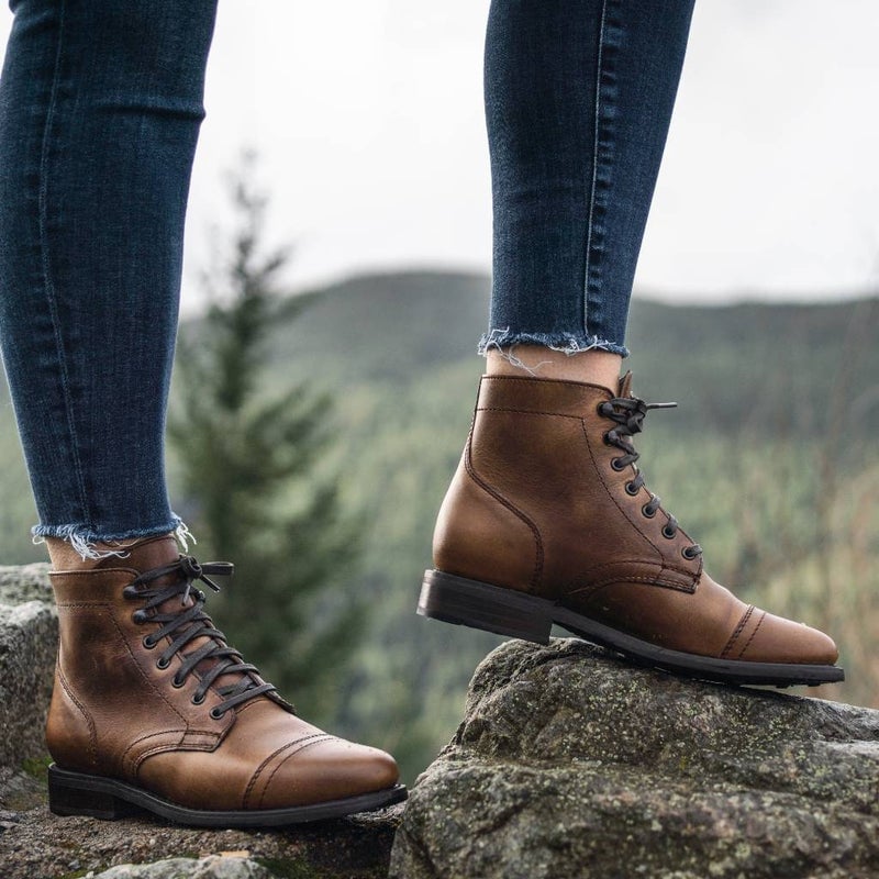 Thursday Boots Women Captain Natural