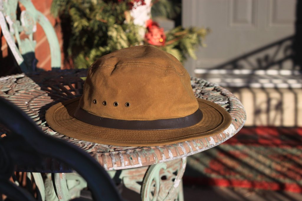 filson tin cloth packer hat