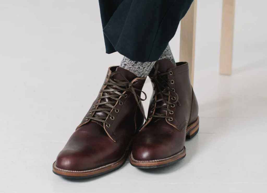 Viberg color 8 Service Boots on foot