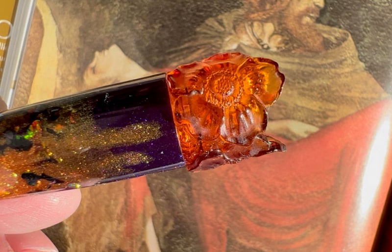 benu brown orchid pen design