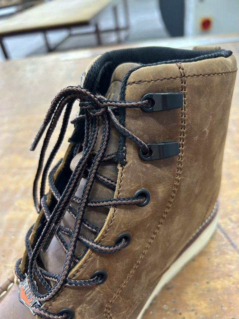 brunt marin boots eyelets
