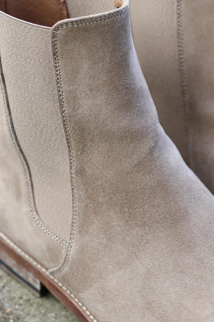 Oro chelsea stitching and goring