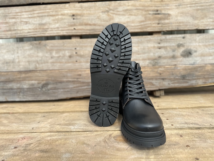 Black Horween leather Goral Sharman boots sole