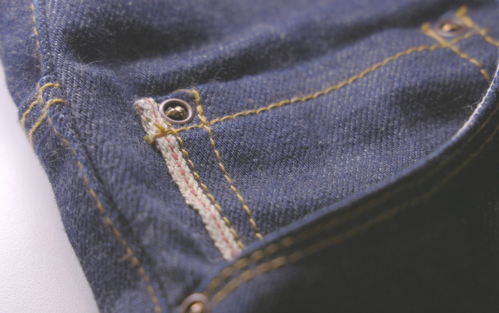 selvedge id on the coin pocket
