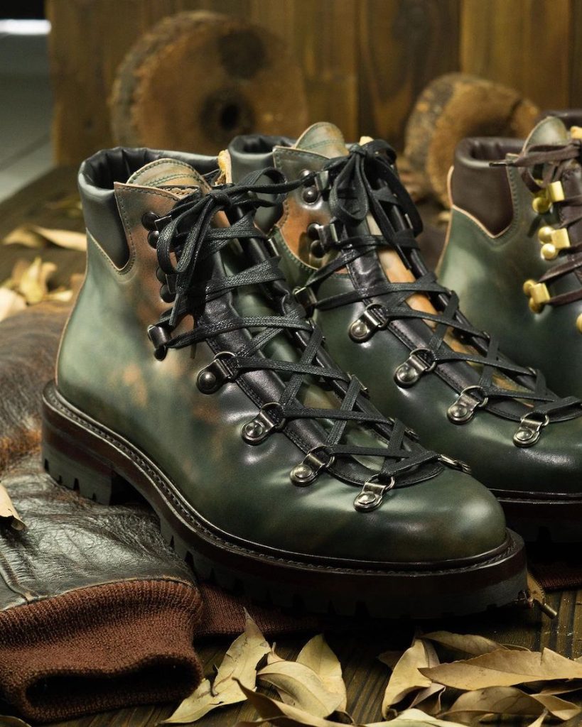 Sagara hiking boot made of maryam leather