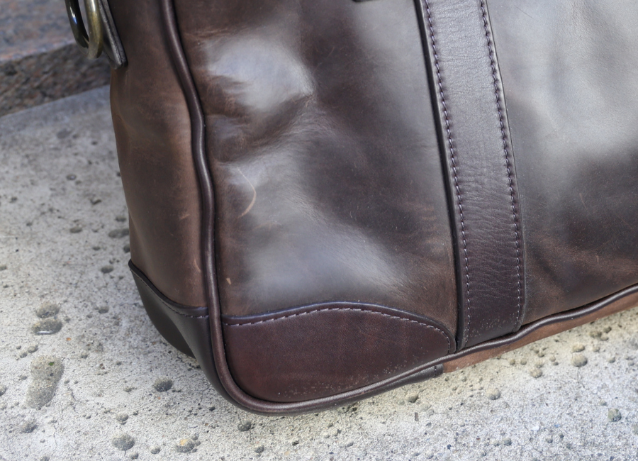 thursday-commuter-bag-rolled-edges-leather-corners