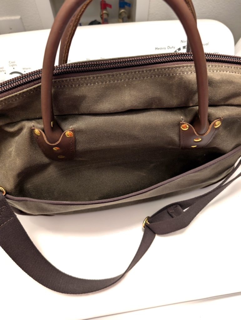 Frost river briefcase zippers correspondent